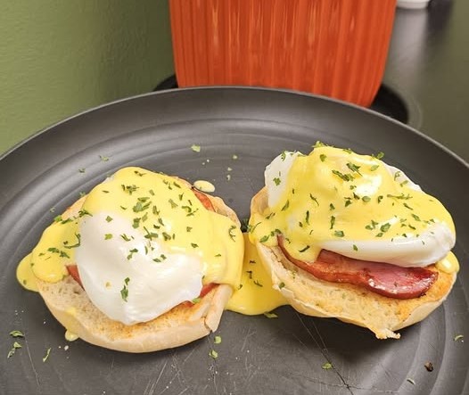 Eggs Benedict